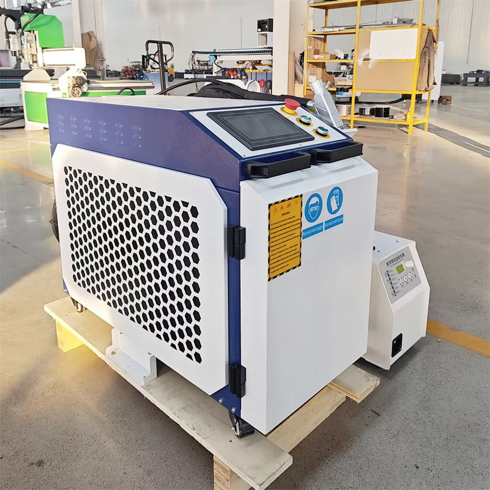 เครื่องเชื่อมเลเซอร์แบบระบายคว - Handheld Laser Welding Machine บทวิจารณ์และราคา